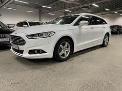 Vit Begagnad 2018 Ford Mondeo Titanium Kombi | 129 900 kr (Marknadspris)