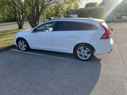 Vit Begagnad 2013 Volvo V60 Momentum Kombi | 64 000 kr (Marknadspris)