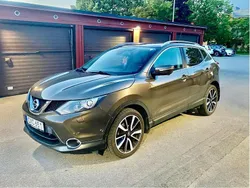 Brun Begagnad 2014 Nissan Qashqai SUV | 110 000 kr (Marknadspris)