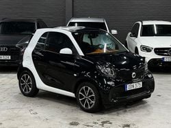 Svart (svart metallic) Begagnad 2015 Smart ForTwo Coupé Sportkupé | 89 900 kr (Lite dyr)