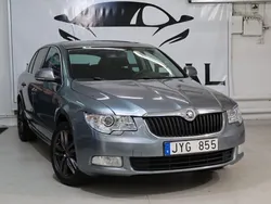 Silver Begagnad 2010 Skoda Superb Halvkombi | 69 900 kr (Marknadspris)