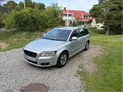 Grå Begagnad 2010 Volvo V50 Momentum Kombi | 32 900 kr (Bra pris)
