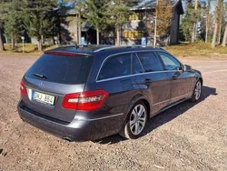 Grå Begagnad 2010 Mercedes E350 Kombi | 99 000 kr (Marknadspris)