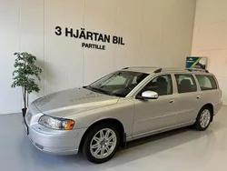 Ljusgrå (grå) Begagnad 2007 Volvo V70 Momentum Kombi | 74 900 kr