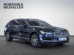 Mörkblå Begagnad 2023 Volvo V90 Plus Kombi | 459 795 kr (Bra pris)