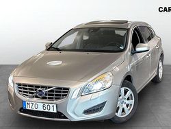 Brun Begagnad 2012 Volvo V60 Summum Kombi | 119 900 kr (Marknadspris)