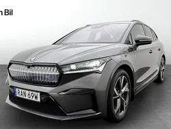Grå Begagnad 2023 Skoda Enyaq iV SportLine SUV | 434 000 kr (Marknadspris)