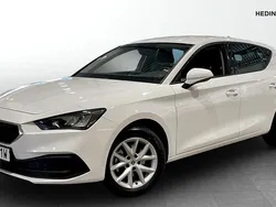 Vit (white) Begagnad 2020 Seat Leon Style Kombi | 169 900 kr (Marknadspris)
