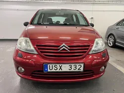 Ljusröd Begagnad 2004 Citroën C3 Halvkombi | 19 900 kr (Marknadspris)