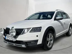 Vit Begagnad 2018 Skoda Octavia Scout Kombi | 139 000 kr (Lite dyr)