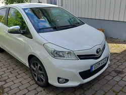 Vit Begagnad 2014 Toyota Yaris Trend Halvkombi | 69 000 kr (Marknadspris)