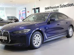 Blå Begagnad 2022 BMW i4 Sedan | 395 000 kr (Bra pris)
