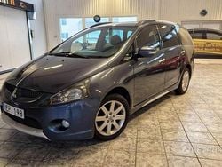 Mörkgrå Begagnad 2006 Mitsubishi Grandis Minibuss | 25 000 kr (Marknadspris)