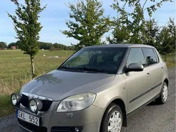 Brun Begagnad 2008 Skoda Fabia Halvkombi | 15 000 kr (Bra pris)