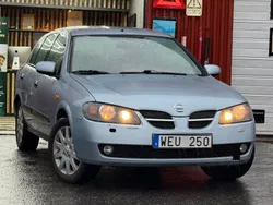 Ljusblå Begagnad 2004 Nissan Almera Halvkombi | 15 000 kr (Marknadspris)