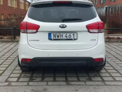 Vit Begagnad 2016 Kia Carens Minibuss | 135 000 kr (Marknadspris)