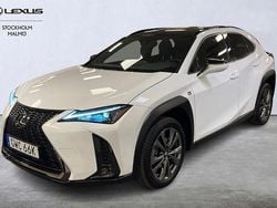 Vit Begagnad 2022 Lexus UX 250h SUV | 319 000 kr (Marknadspris)