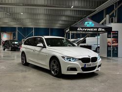 Vit Begagnad 2018 BMW 330 M Sport Kombi | 259 900 kr (Marknadspris)