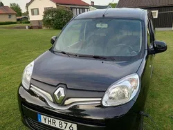 Svart Begagnad 2017 Renault Kangoo Minibuss | 84 900 kr (Bra pris)