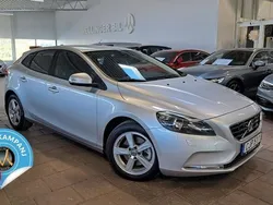 Silver Begagnad 2014 Volvo V40 Kinetic Kombi | 128 000 kr (Marknadspris)