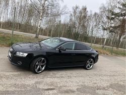 Svart Begagnad 2011 Audi A5 Sportback Comfort Halvkombi | 75 000 kr (Marknadspris)