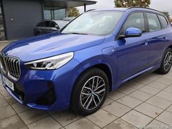 Blå samma som bilen Begagnad 2025 BMW X1 M Sport SUV | 529 900 kr (Lite dyr)
