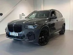 Grå Begagnad 2023 BMW X5 SUV | 849 900 kr