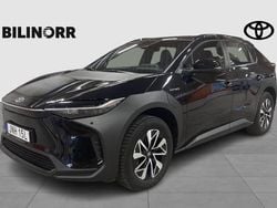 Svart Begagnad 2023 Toyota bZ4X Active SUV | 399 900 kr (Bra pris)