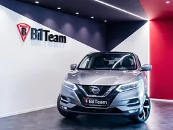 Grå Begagnad 2017 Nissan Qashqai SE SUV | 159 900 kr (Marknadspris)