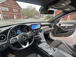 Vit Begagnad 2019 Mercedes C200 AMG line Sedan | 274 000 kr (Dyr)