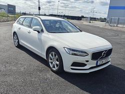 Vit Begagnad 2018 Volvo V90 Kinetic Kombi | 170 000 kr (Marknadspris)