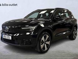 Svart Begagnad 2023 Volvo XC40 SUV | 359 900 kr