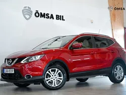 Röd Begagnad 2015 Nissan Qashqai 360º SUV | 119 800 kr (Marknadspris)
