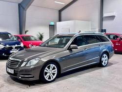 Mörkgrå (grå) Begagnad 2011 Mercedes E220 Avantgarde Kombi | 99 900 kr (Marknadspris)