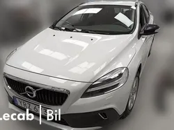 Vit Begagnad 2019 Volvo V40 CC Kombi | 179 500 kr (Marknadspris)