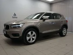 Grå Begagnad 2020 Volvo XC40 Momentum SUV | 269 900 kr (Superpris)