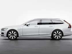 Vit Ny 2024 Volvo V90 Ultra Kombi | 644 900 kr (Marknadspris)