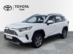 Vit Begagnad 2022 Toyota RAV4 Hybrid SUV | 349 000 kr (Superpris)