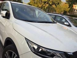 Vit Begagnad 2018 Nissan Qashqai SUV | 188 000 kr (Marknadspris)