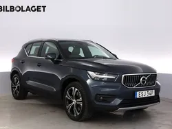Mörkblå Begagnad 2020 Volvo XC40 Inscription SUV | 329 800 kr (Marknadspris)