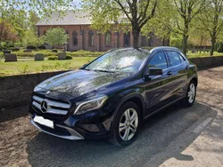 Mercedes GLA220