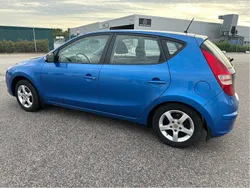 Blå Begagnad 2009 Hyundai i30 Halvkombi | 27 500 kr (Bra pris)