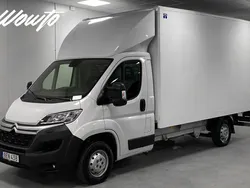 Vit Begagnad 2022 Citroën Jumper Minibuss | 349 800 kr
