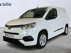 Vit Ny 2024 Toyota Proace City Van | 319 900 kr (Marknadspris)
