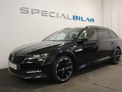 Svart Begagnad 2019 Skoda Superb SportLine Kombi | 289 000 kr (Marknadspris)