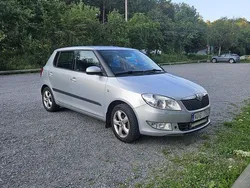 Silver Begagnad 2012 Skoda Fabia Halvkombi | 35 500 kr (Marknadspris)