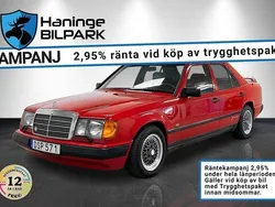 Röd Begagnad 1986 Mercedes 200 Sedan | 74 900 kr