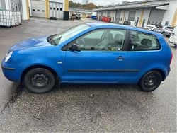 Blå Begagnad 2003 VW Polo Basis Halvkombi | 25 000 kr (Bra pris)