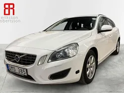 Vit Begagnad 2012 Volvo V60 Momentum Kombi | 129 900 kr (Dyr)