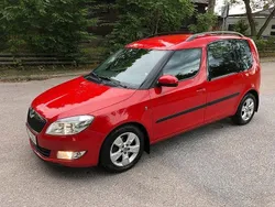 Röd Begagnad 2012 Skoda Roomster Kombi | 89 900 kr (Marknadspris)